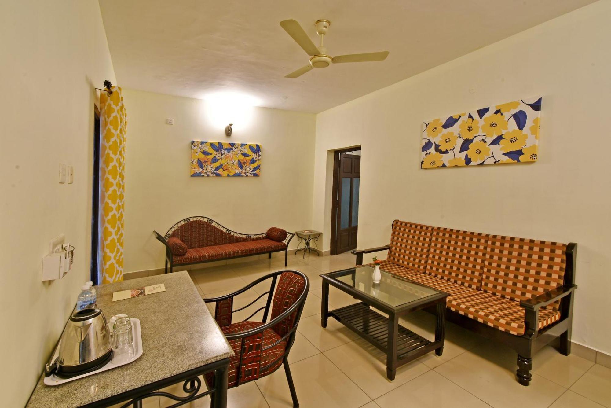 Poppys Olive De' Villa Auroville Buitenkant foto